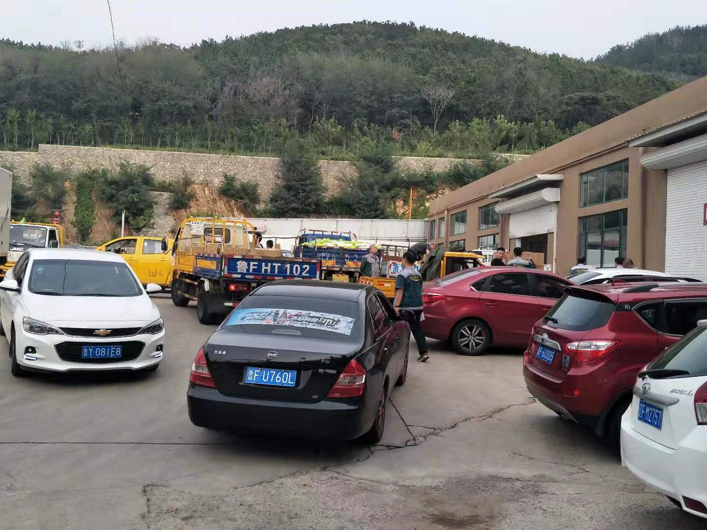 中秋佳節(jié)臨近，匯通集團發(fā)福利送祝福