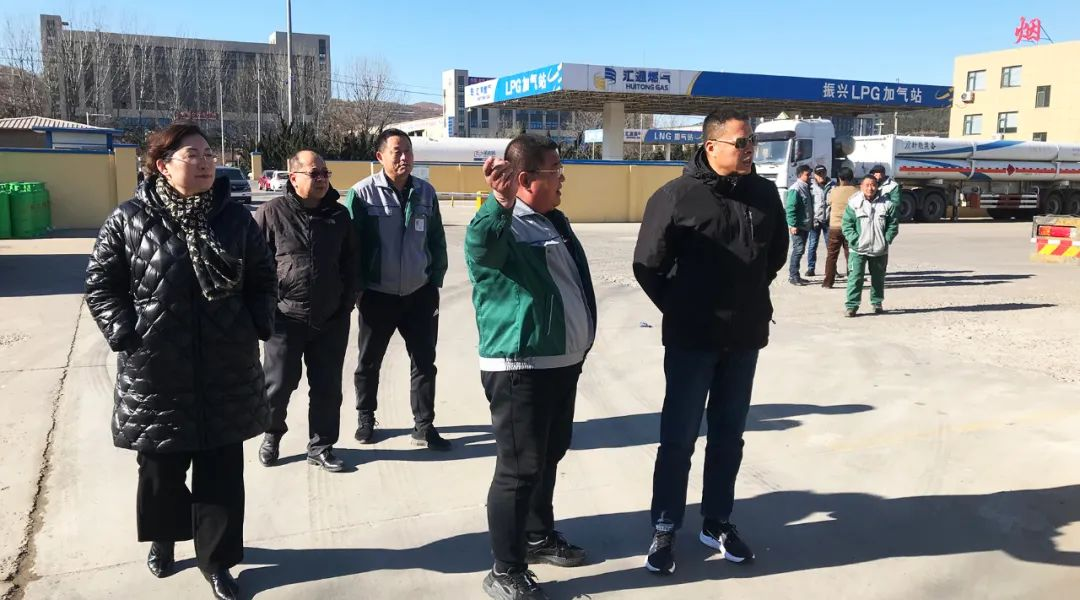 新年走訪送慰問，團(tuán)結(jié)一心向未來